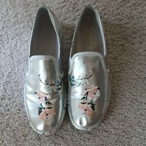 Jessica Simpson- Silver Floral Slip-On Shoes